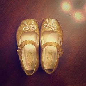 Mini Melissa gold shoes
